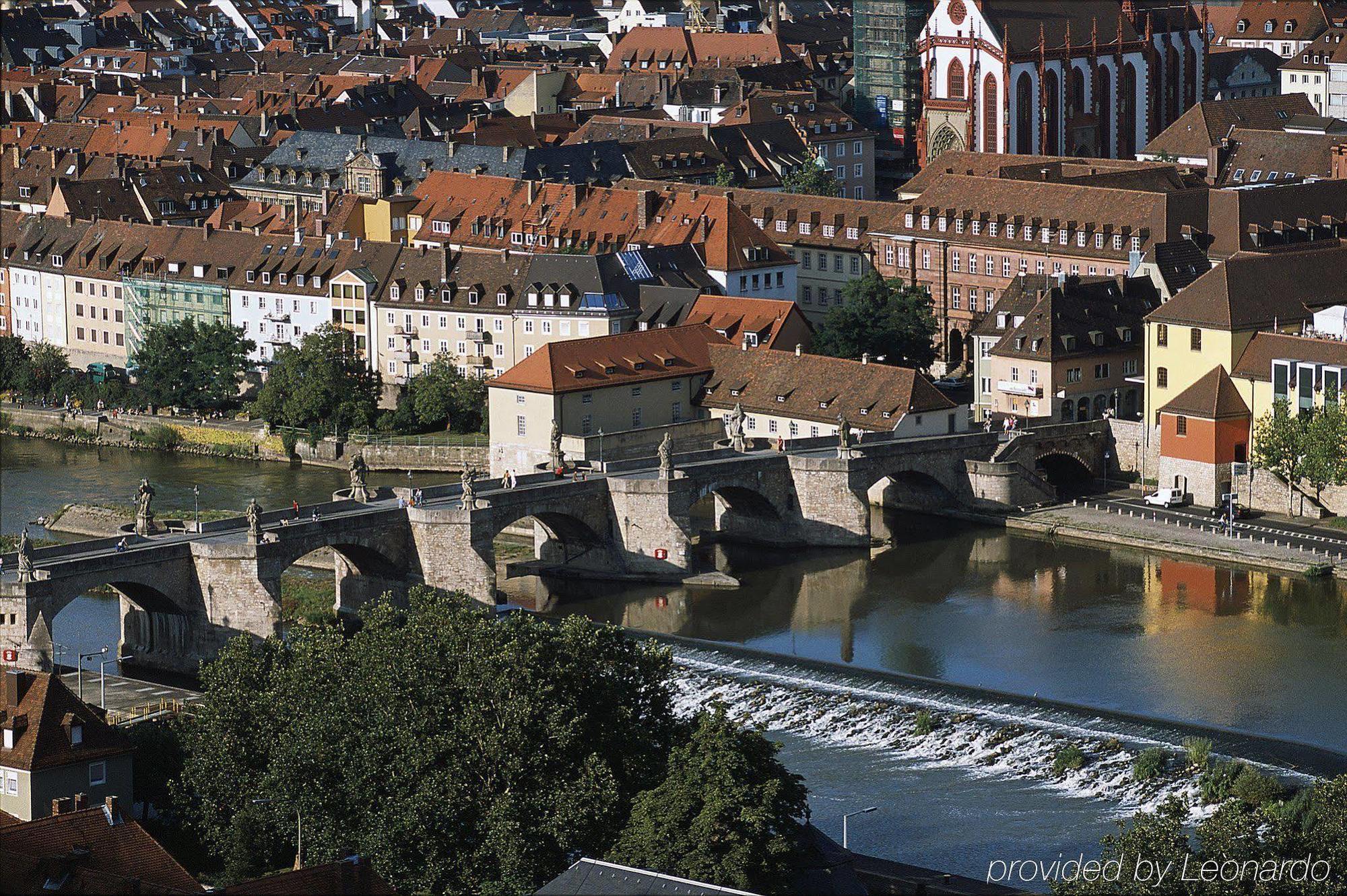 Mercure Hotel Wurzburg Am Mainufer Экстерьер фото